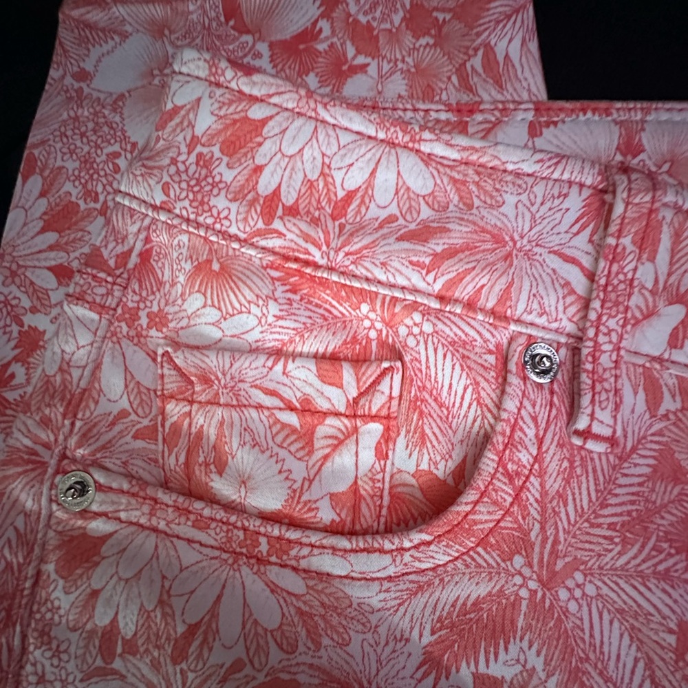 Tommy Bahama Pink Floral Women Jeans - Picture 3 of 5